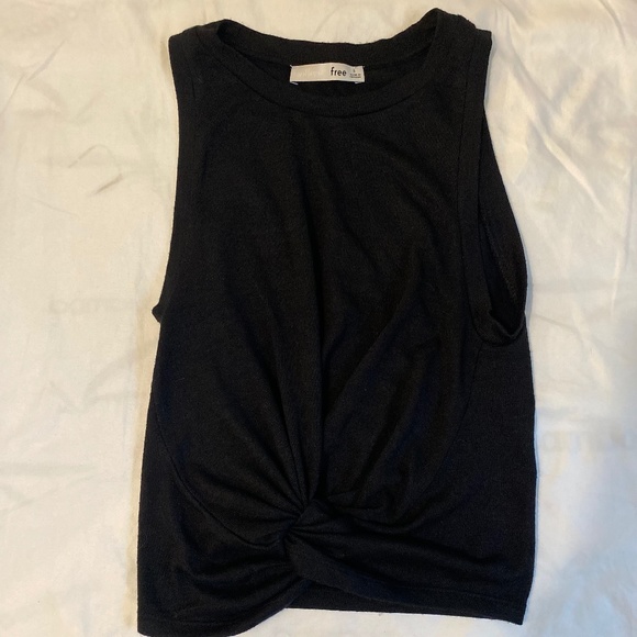 Like New Aritzia Wilfred Free Black Tank with Front Twist - Size Small - Picture 1 of 2